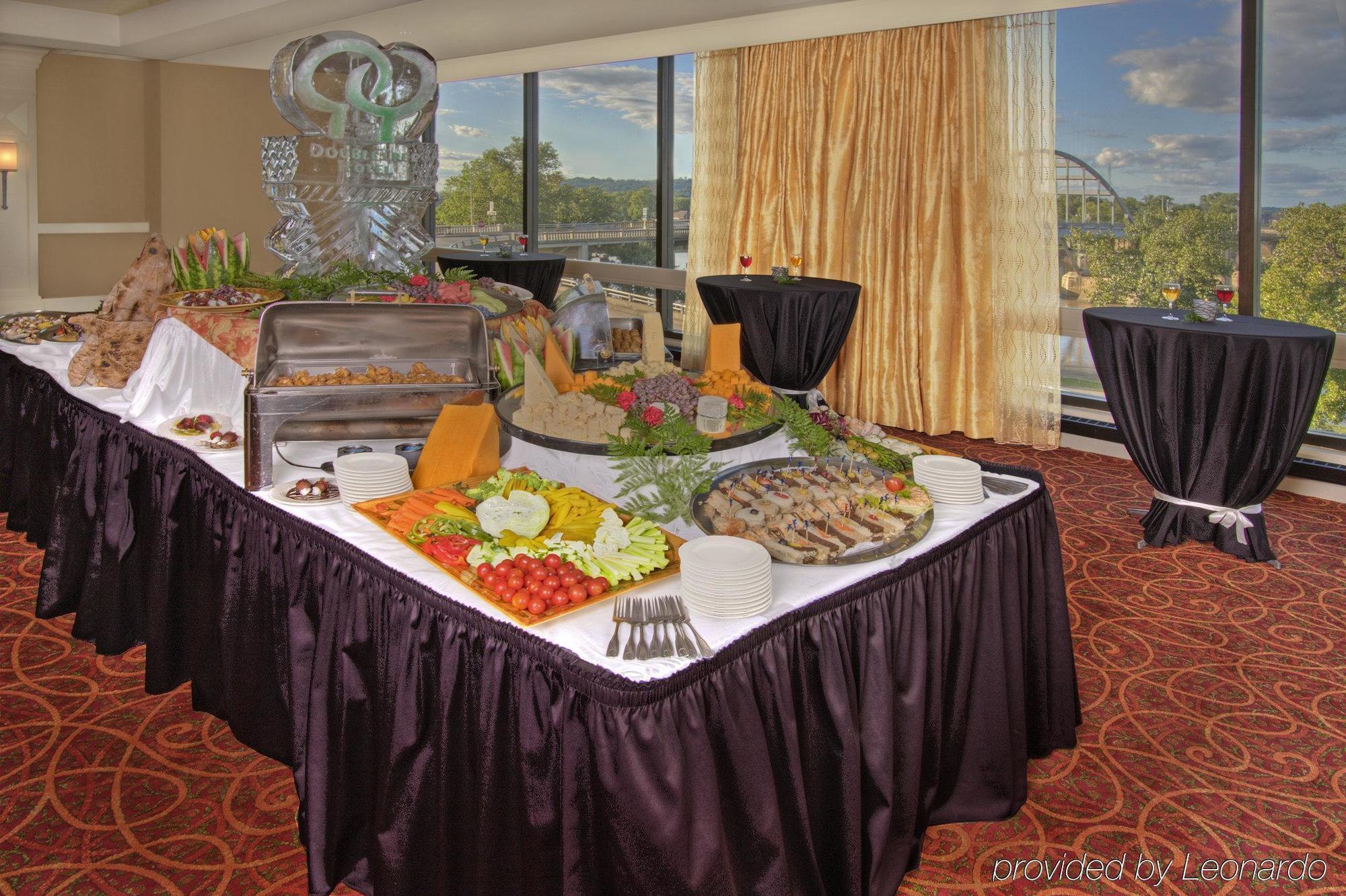Hotel Doubletree By Hilton Little Rock Restaurant foto